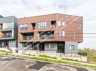 404 Jefferson Ave, Cleveland, OH 44113