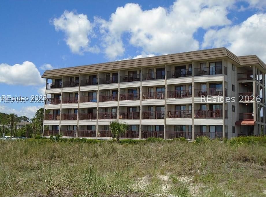 2nd image of 40 Folly Field Rd #118