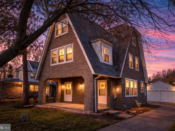 323 Derwyn Rd, Drexel Hill, PA 19026