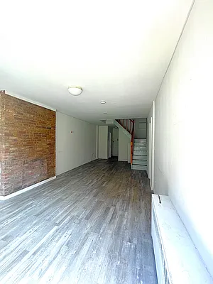 Rented by Avenues Real Estate | media 12