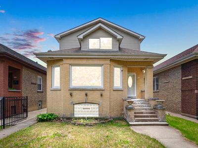 5121 W Newport Ave, Chicago, IL, 60641