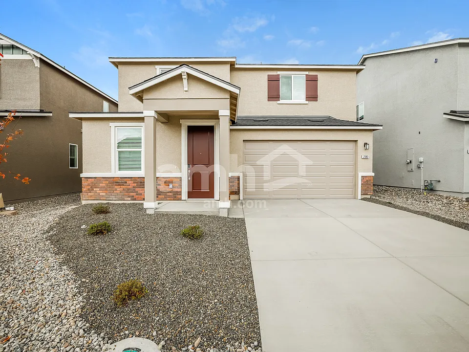 2383 Dolly Ave