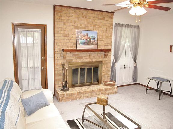 5th image of 11582 Dueling Oaks Ct