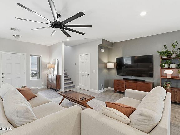 5th image of 1021 E ODEUM Lane