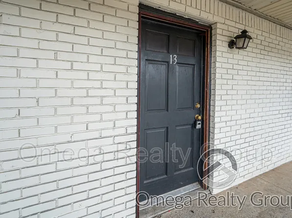 2711 18th Ave APT 13, Northport, AL 35476