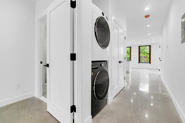 Rented by Garden Heights Realty | media 3