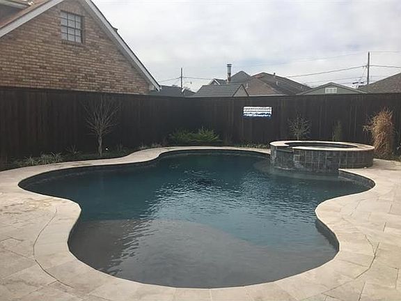 2nd image of 4533 Park Dr N