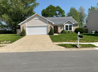 812 Booneway Ln, Bargersville, IN