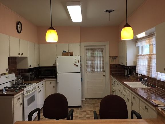 2nd image of 518 S 9th Ave