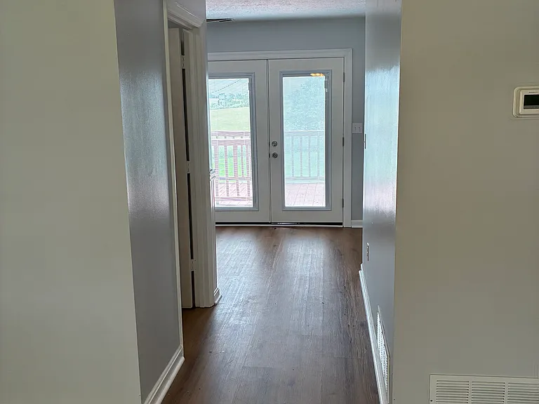 8132 Stonelick Rd #8132 — Photo 2