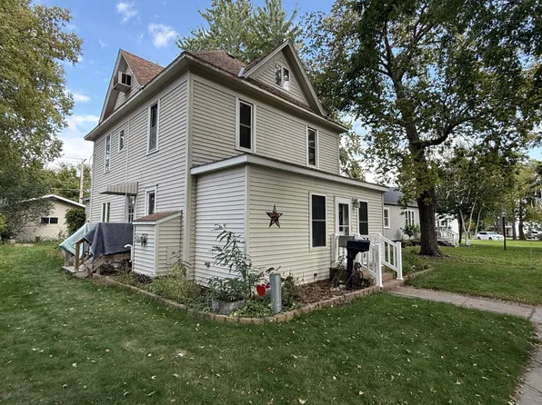 250 11th Ave, Granite Falls, MN 56241