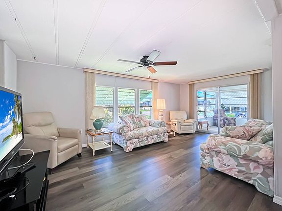 2nd image of 27 Pedro Ct