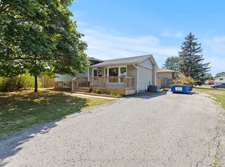 15 Ancaster Blvd #1, Saint Catharines, ON L2M 6G8