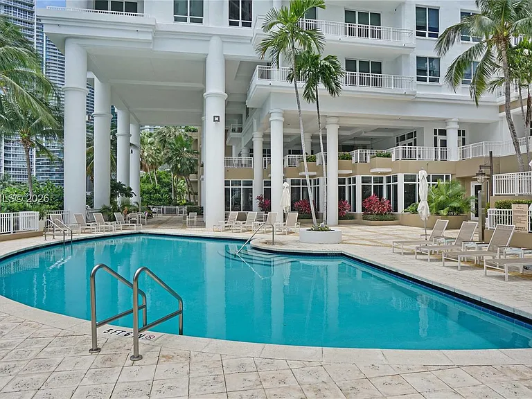 801 Brickell Key Blvd #2210 — Photo 65