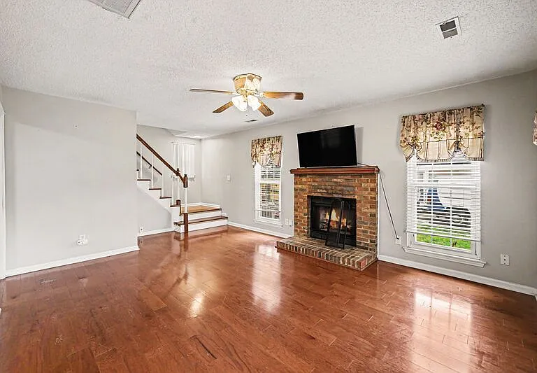 7601 Swedish Ivy Ln — Photo 6
