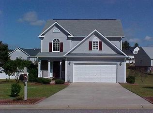 3569 Gables Dr, Fayetteville, NC 28311