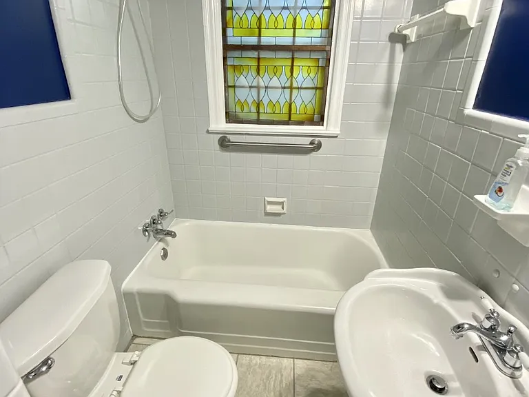 214 Randolph Ct — Photo 10