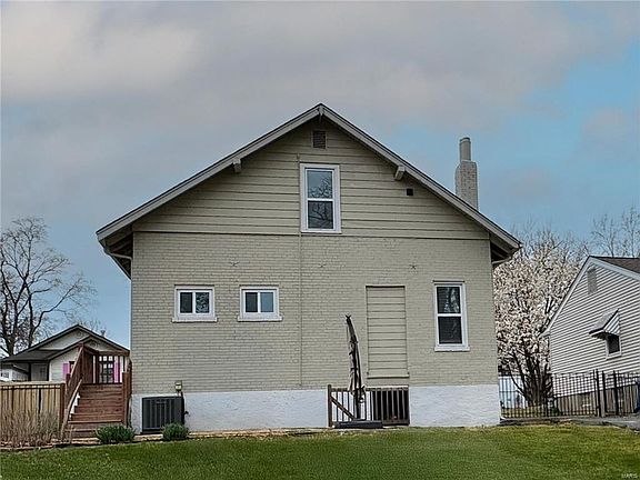 4th image of 729 Luckystone Ave