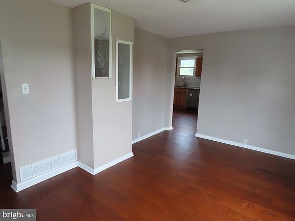 3rd image of 207 Baldt Ave