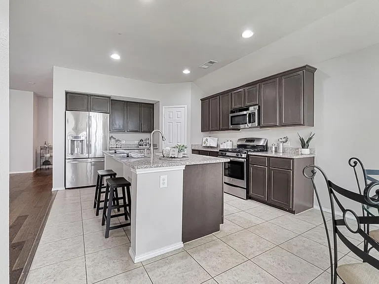 4408 Dashland Dr — Photo 10