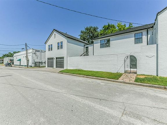3rd image of 301 Granberry St #B