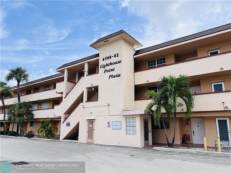 1st image of 4500 N Federal Hwy APT 261G