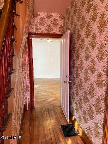 3rd image of 749 5th Avenue