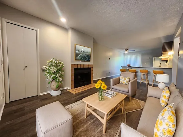 2922 Straus Ln Unit B, Colorado Springs, CO 80907