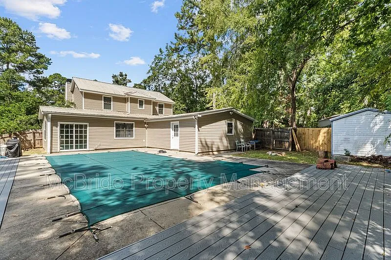 4 bed, 2.5 bath, 2429 sqft, $2,795 — Photo 2