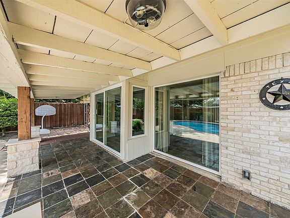 5th image of 3312 Sharon Cir