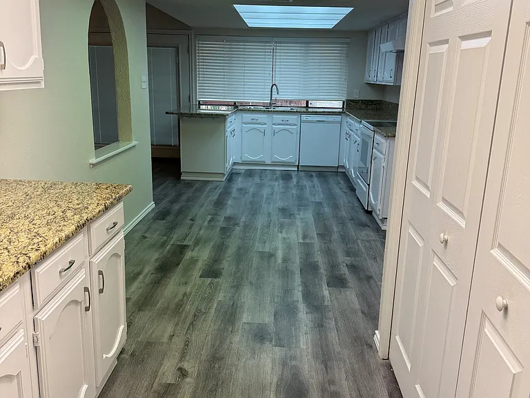 6117 Scenic Dr — Photo 3