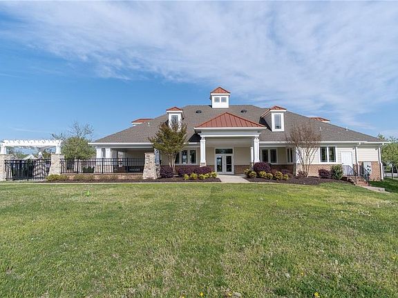 5th image of 6032 Newington Pl