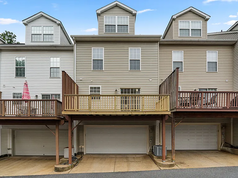 9745 Bon Haven Ln — Photo 26