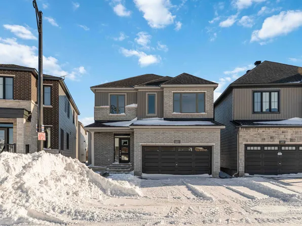 602 Glade Grv, Ottawa, ON K2V 0B4
