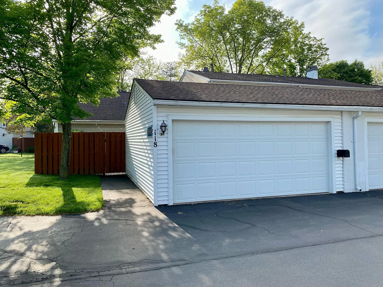 2 bed, 1088 sqft, $2,250 — Photo 3