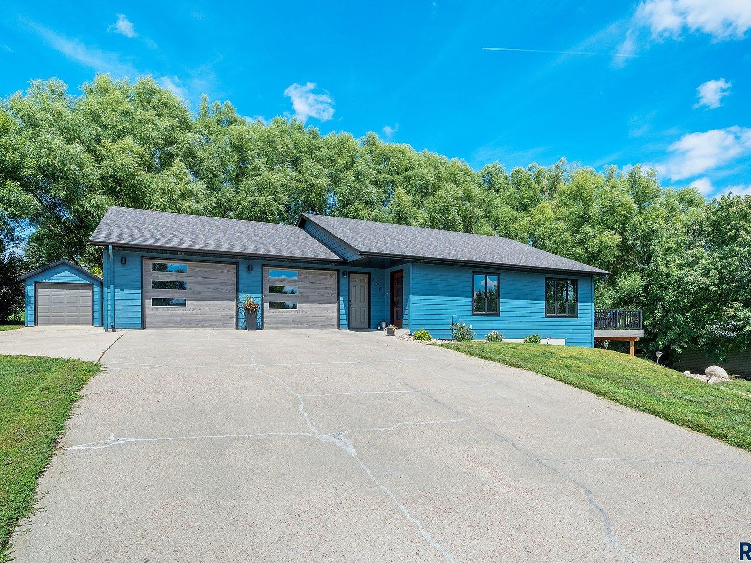 408 W 2nd St, Dell Rapids, SD 57022 MLS 22305471 Zillow