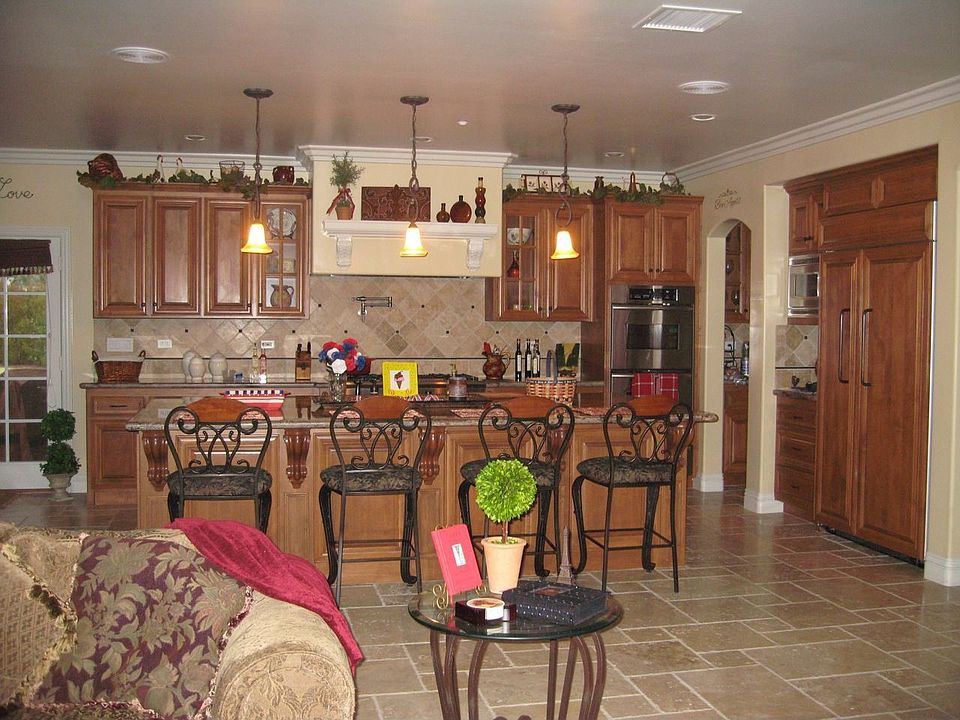 1st image of 1307-9 York Dr