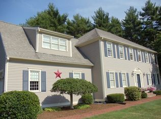 63 Pond View Dr, Kingston, MA 02364