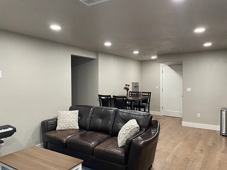 1431 N 3500 W — Photo 6