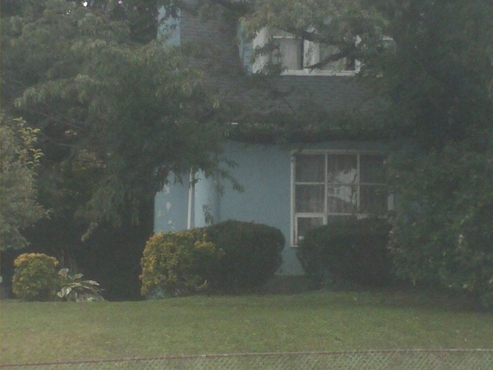 Landscaping Potential!