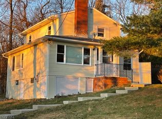 625 Ratzer Rd, Wayne, NJ 07470