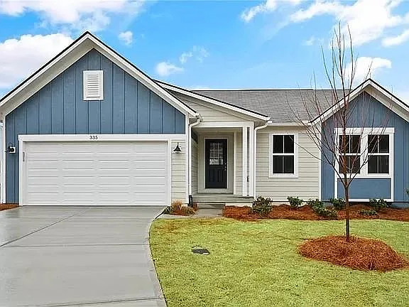 335 Port Way — Photo 1