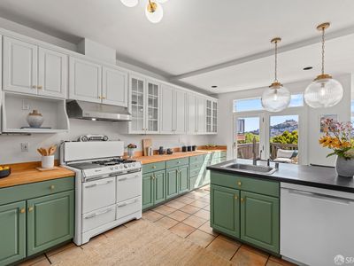 1775 Sanchez St, San Francisco, CA, 94131