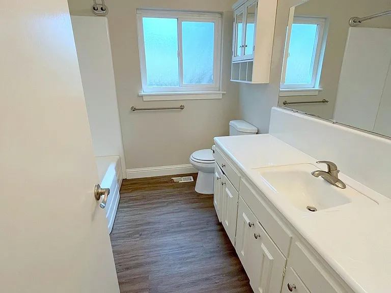 19 Belle Ave #7 — Photo 9