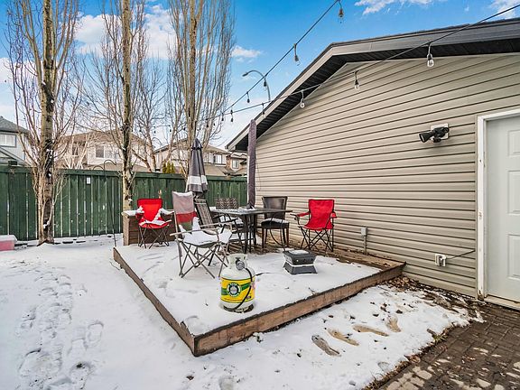 2nd image of 18 Virginia Loop