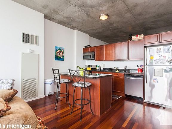 3rd image of 1720 S Michigan Ave #1123