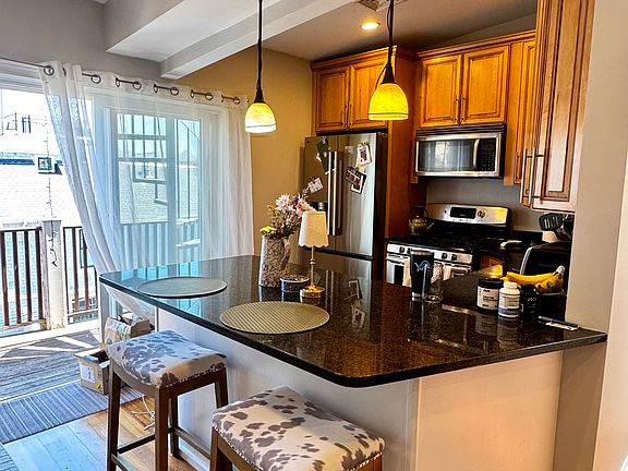 4th image of 160 O St #3