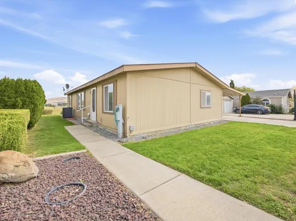 355 Old Inland Empire Hwy Trailer 5, Prosser, WA 99350