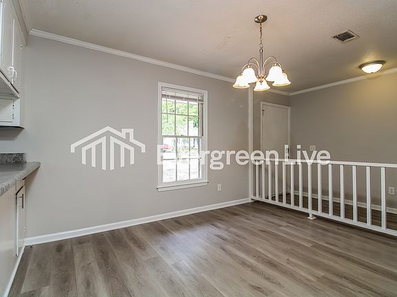 4th image of 448 Parlock Rd