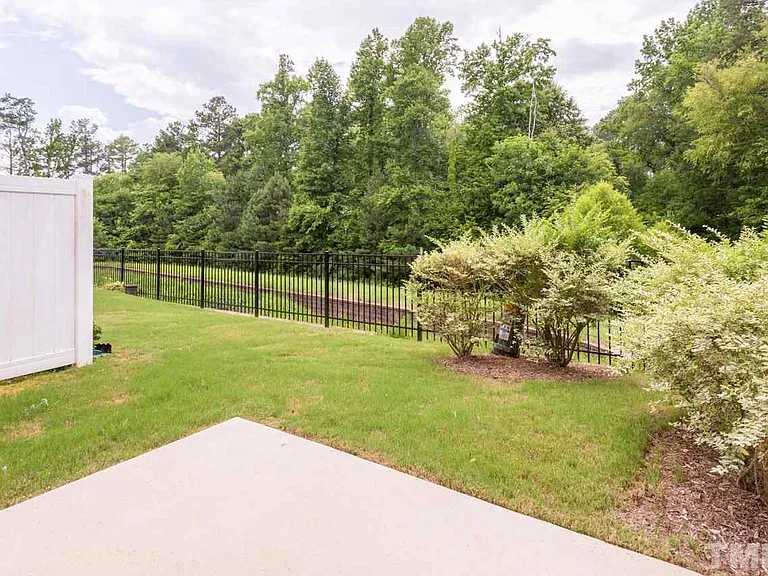 473 Panorama View Loop — Photo 20